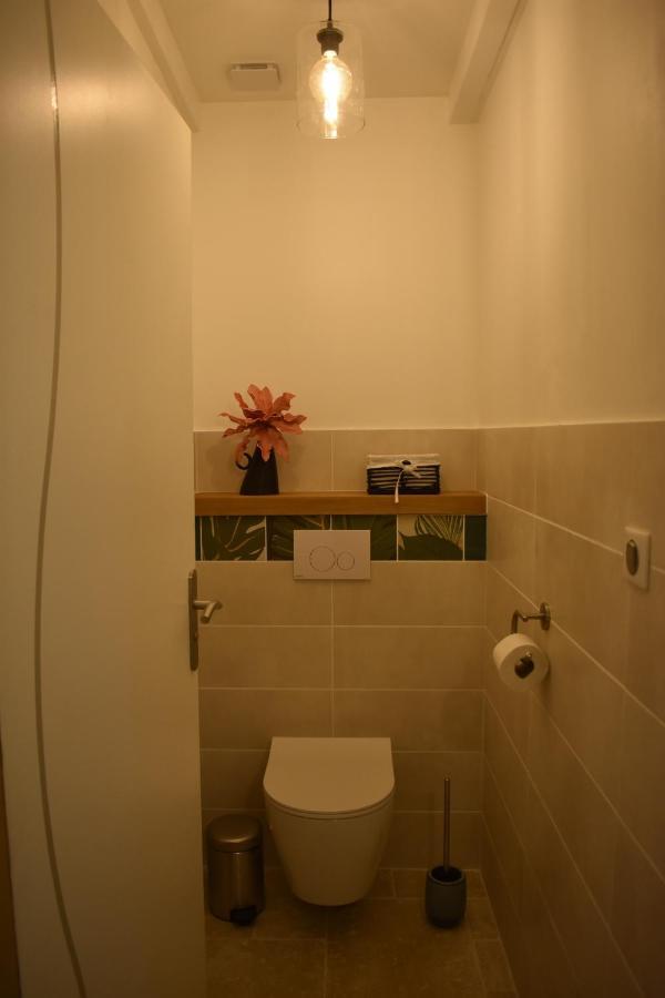 Chambre Au Calme Avec Spa Privatif Gratuit Sud Aveyron Les Palmiers Des Causses Saint-Rome-de-Tarn Eksteriør billede